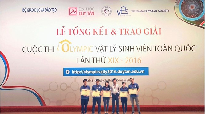  Sự trở lại ấn tượng của sinh viên trường đại học Vinh tại cuộc thi Olympic Vật lý sinh viên toàn quốc 2016